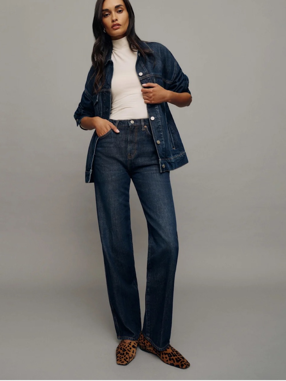 BNWOT Reformation Val 90’s Mid-Rise Straight Leg Jeans